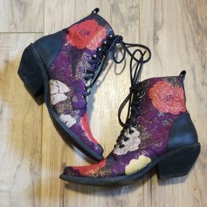Jeffrey campbell floral boots